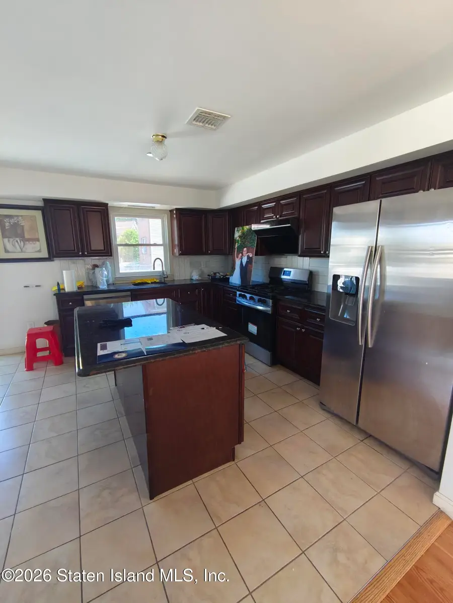 18 Edgeview Lane, Staten Island, NY 10302 - #3