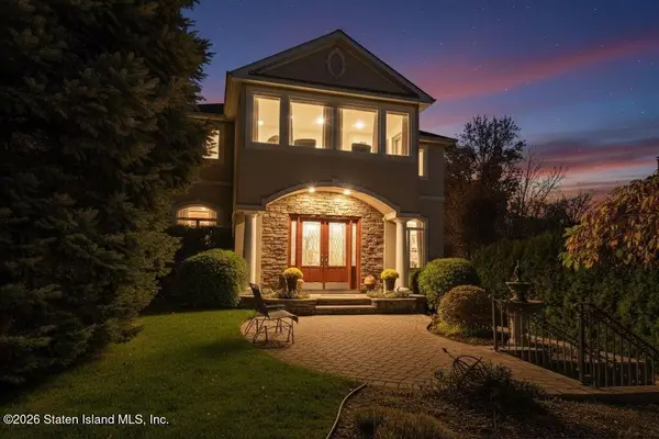 38 Ridge Avenue, Staten Island, NY 10304