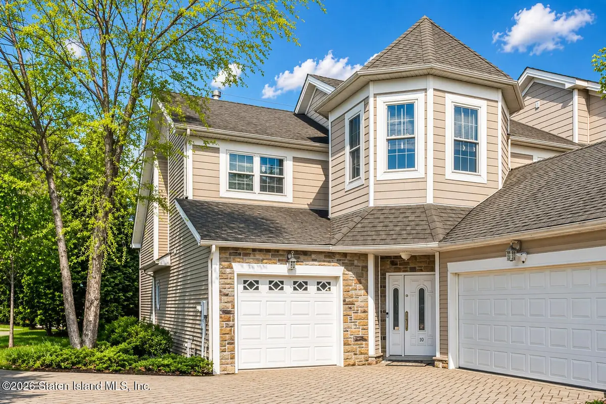 10 Chart Loop, Staten Island, NY 10309 - #1
