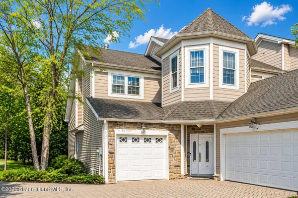 10 Chart Loop, Staten Island, NY 10309