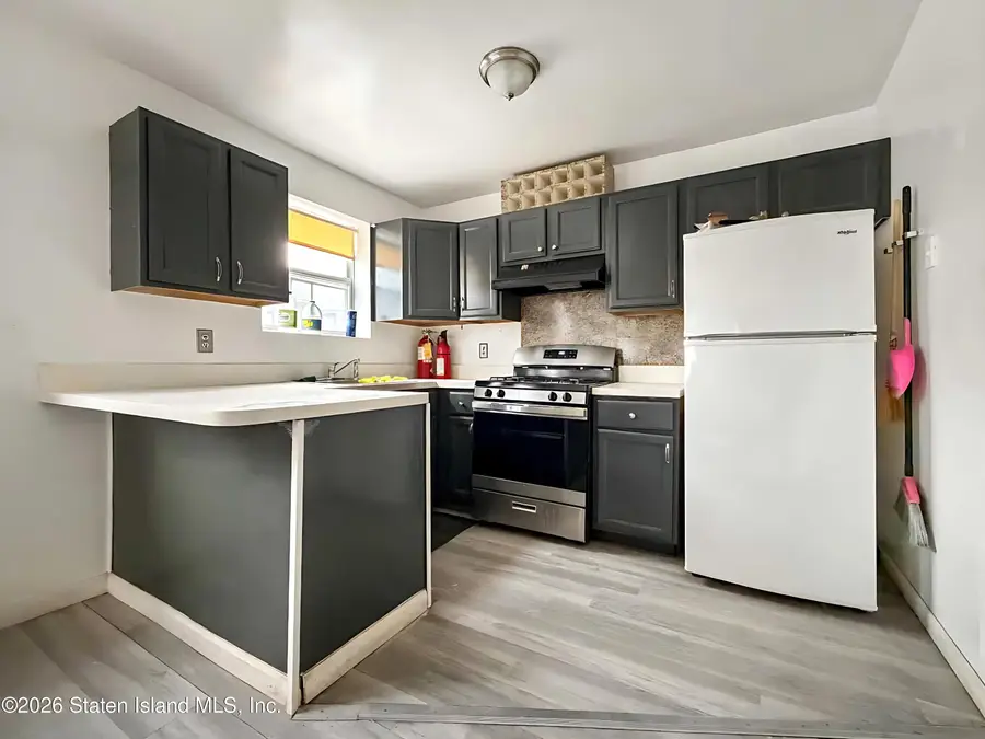 939 Post Avenue, Staten Island, NY 10302 - #3