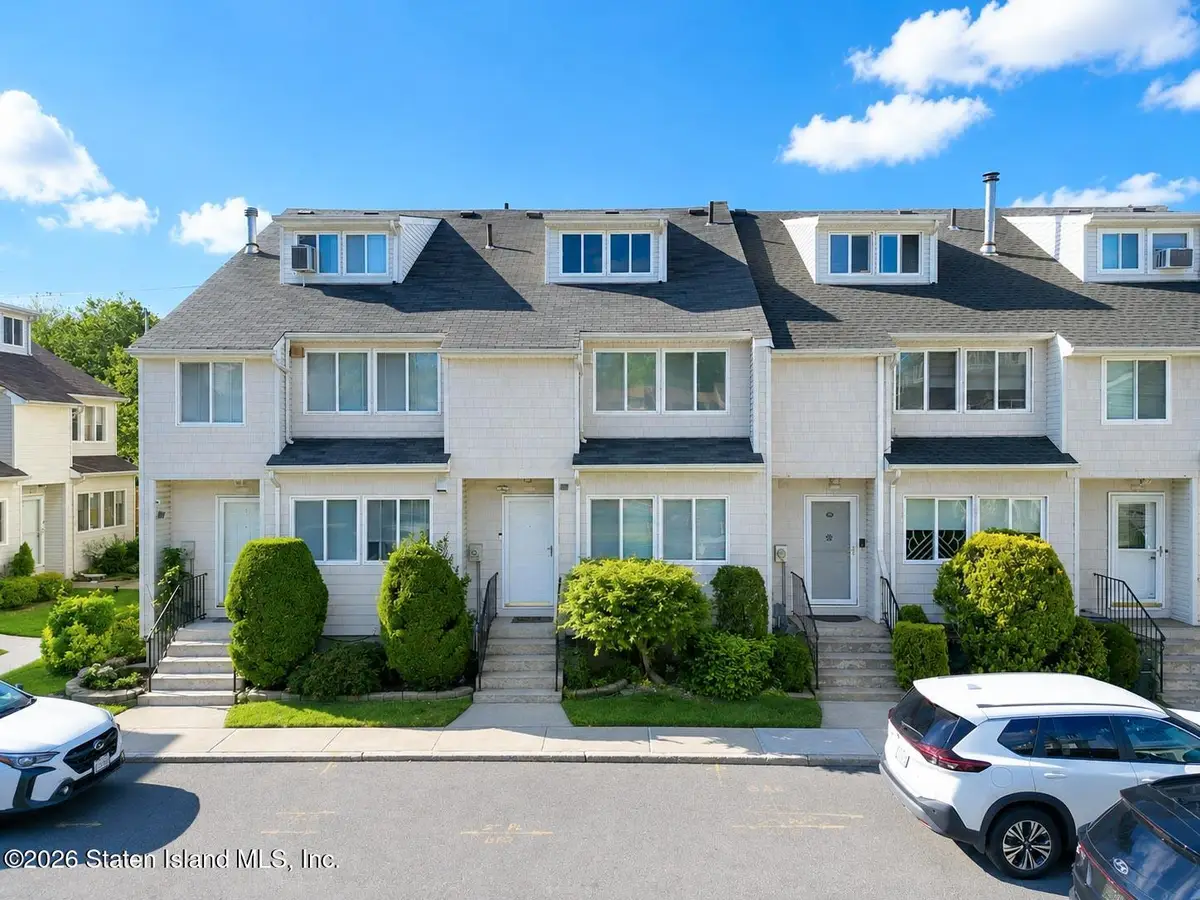 70 Dinsmore Street #E, Staten Island, NY 10314 - #1