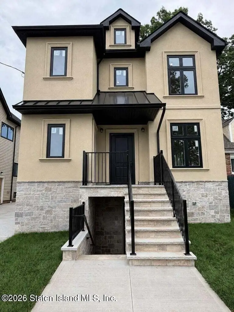 230 Rathbun Avenue, Staten Island, NY 10312 - #1