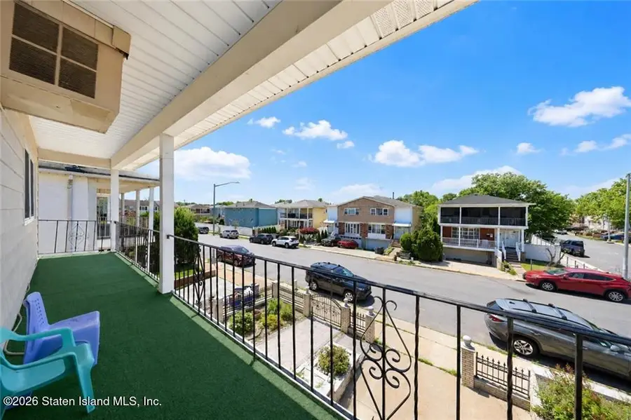 37 Yale Street, Staten Island, NY 10303 - #3