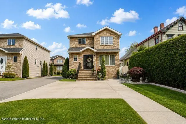 5886 Amboy Road, Staten Island, NY 10309 - #2