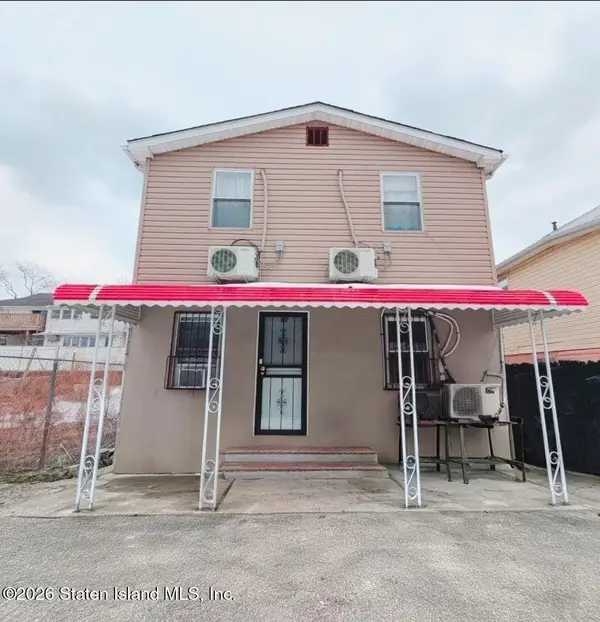 11 Sunnymeade Village, Staten Island, NY 10305