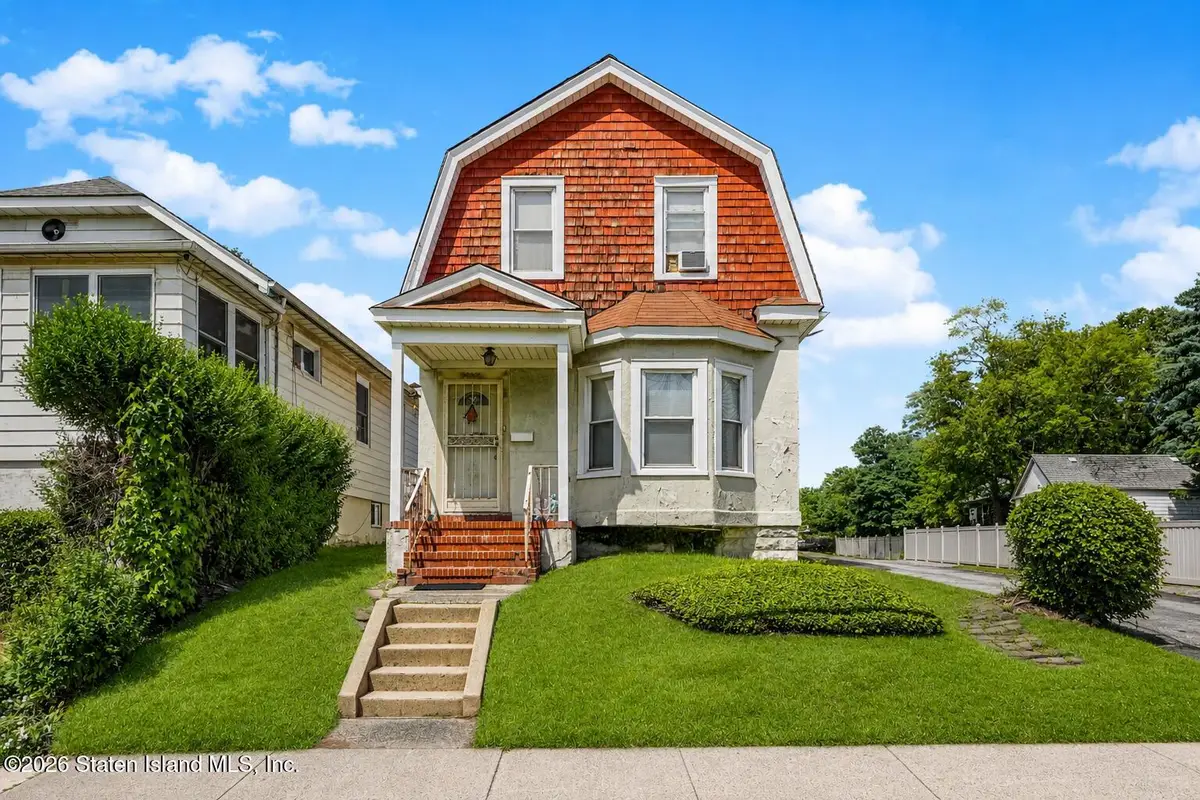 2007 Clove Road, Staten Island, NY 10304 - #1