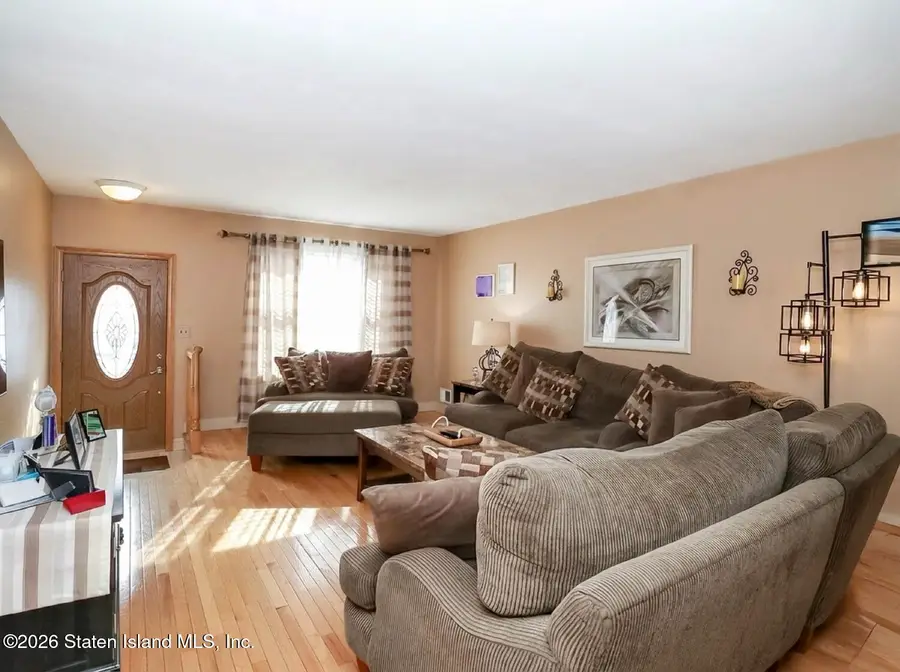 109 Salamander Court, Staten Island, NY 10309 - #3