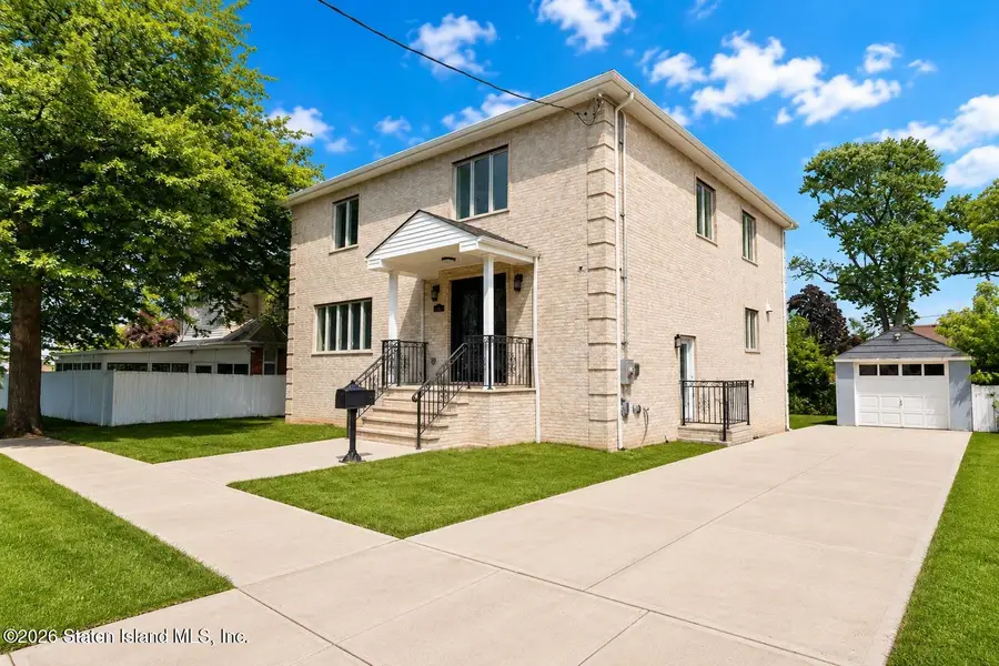 544 Falcon Avenue, Staten Island, NY 10306 - #2