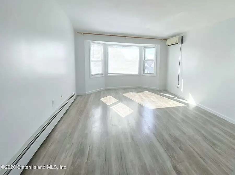 185 Roosevelt Avenue, Staten Island, NY 10314 - #3