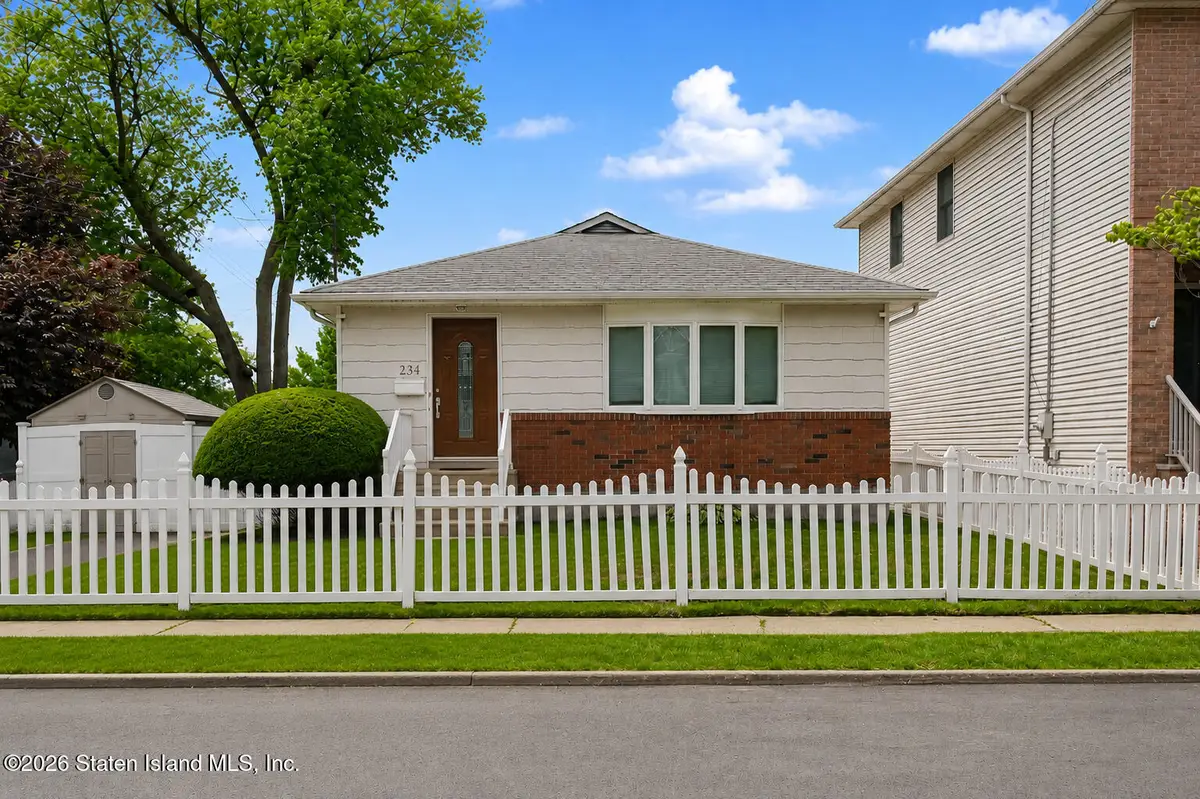 234 Atlantic Avenue, Staten Island, NY 10305 - #1