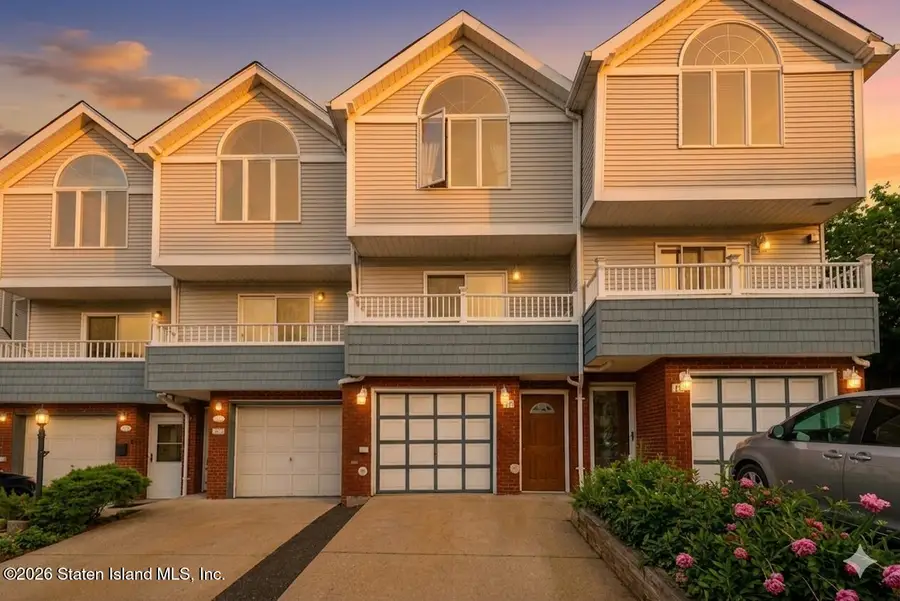 17 Lyman Avenue, Staten Island, NY 10305 - #2