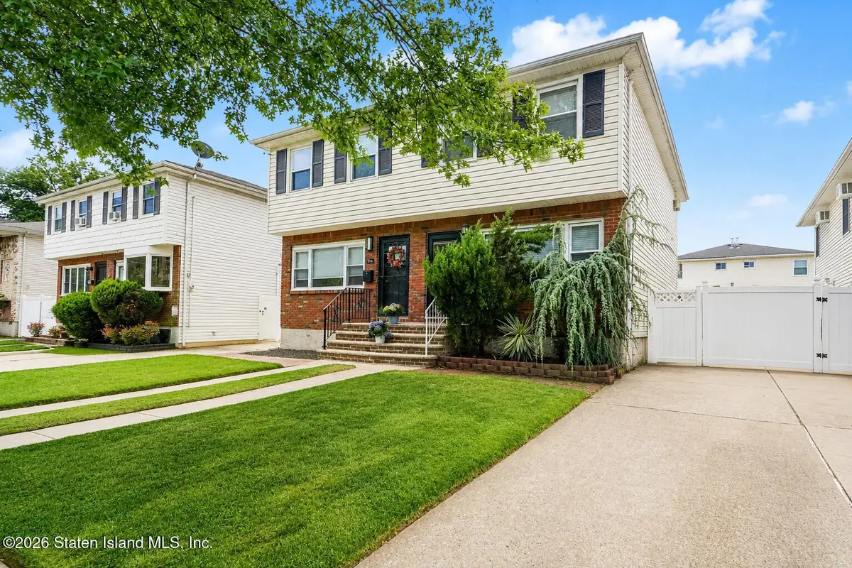 158 Brookfield Avenue, Staten Island, NY 10308 - #1