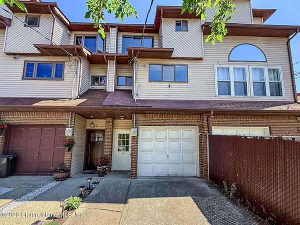 81 Robinson Avenue, Staten Island, NY 10312