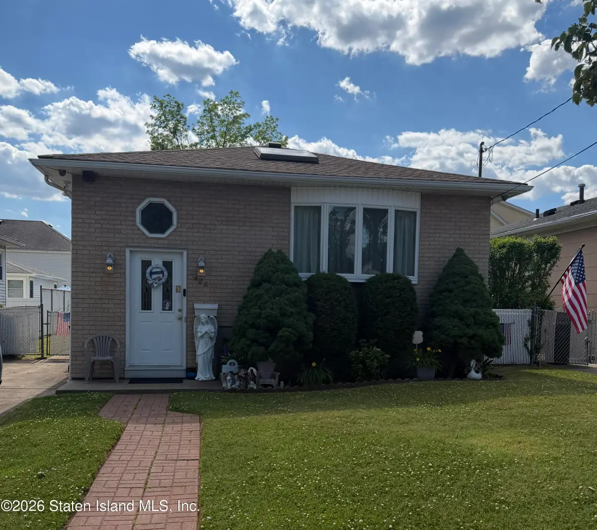 428 Lenevar Avenue, Staten Island, NY 10309 - #1