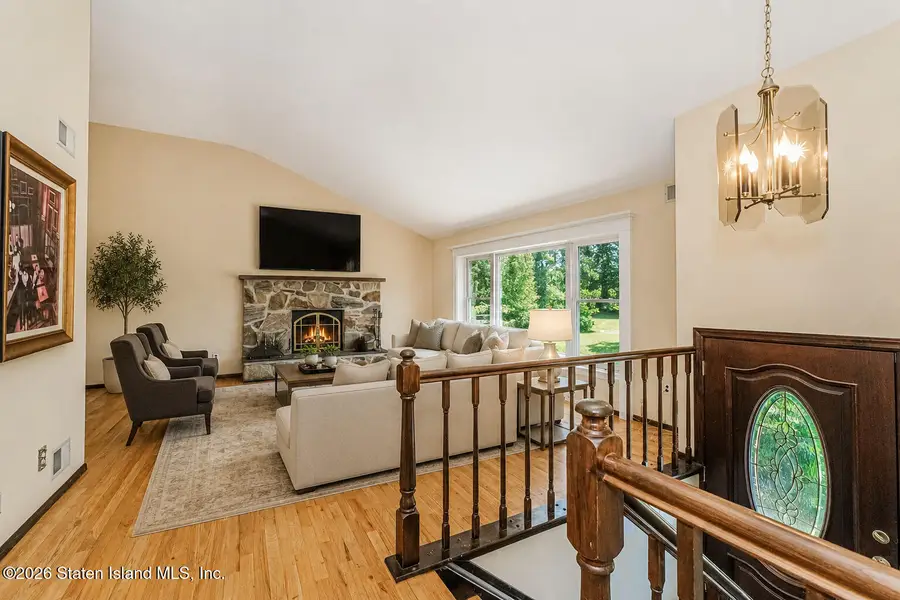 374 Foster Road, Staten Island, NY 10309 - #3