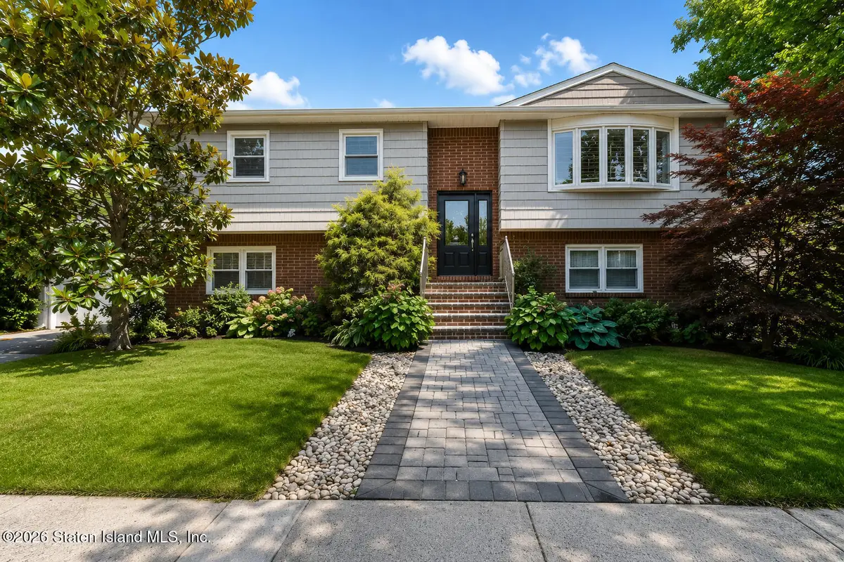 118 Elmbank Street, Staten Island, NY 10312 - #1