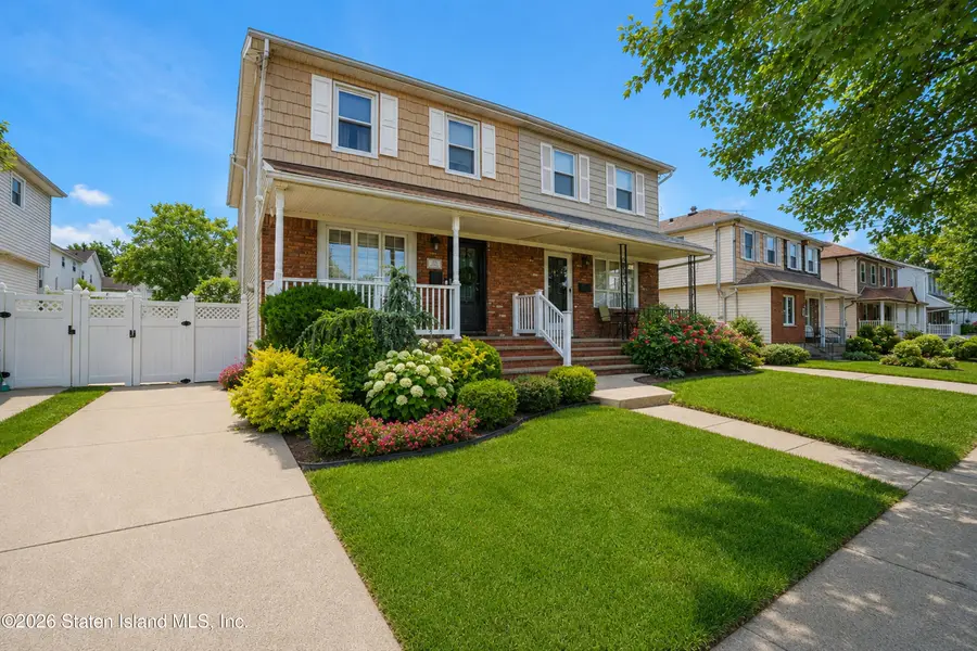 102 E Macon Avenue, Staten Island, NY 10308 - #2