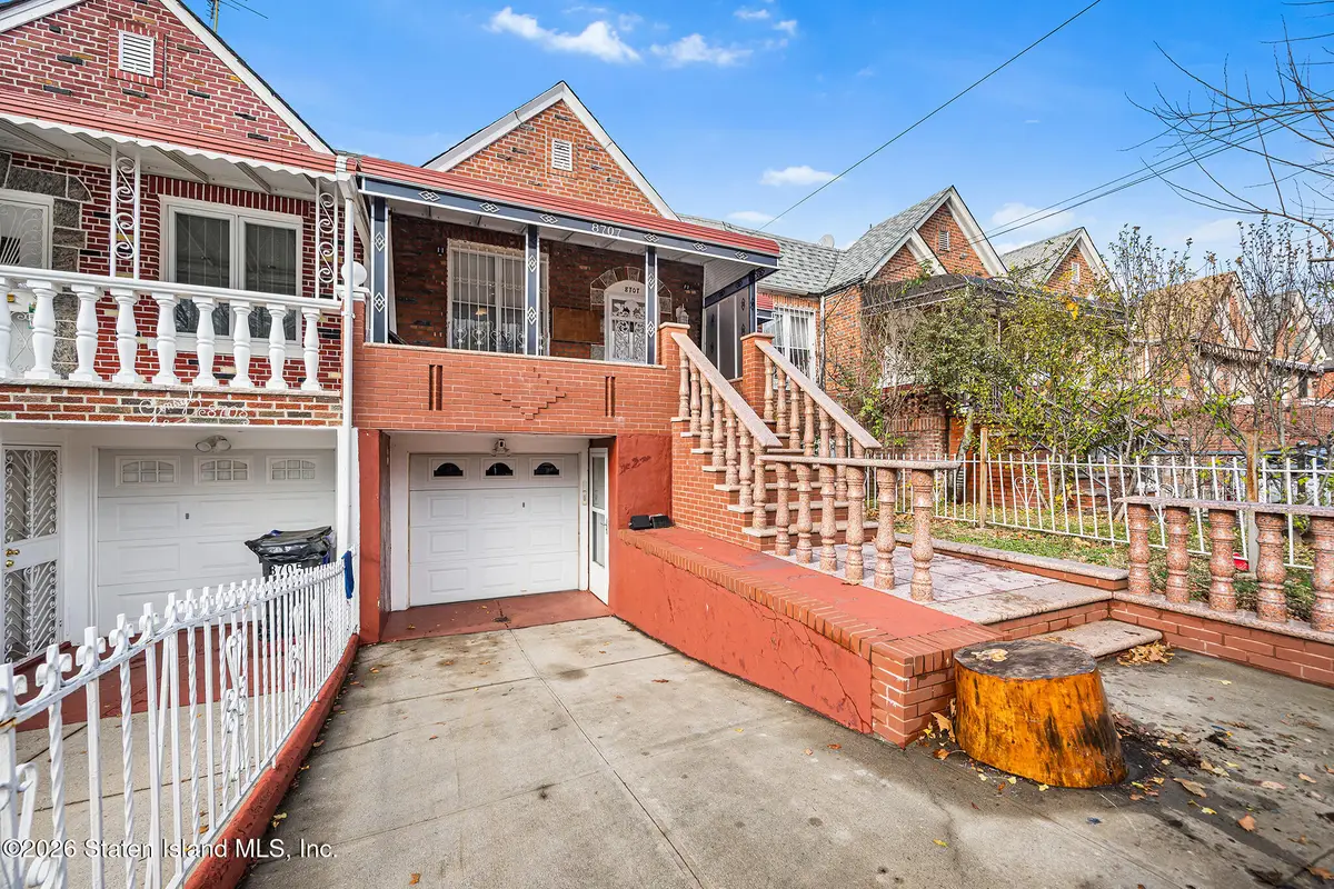 8707 Avenue B, New York, NY 10009 - #1
