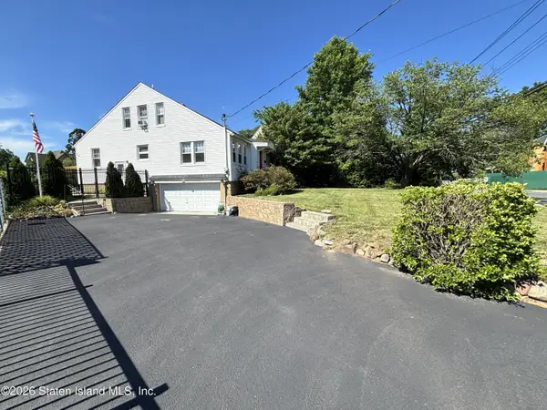 5769 Amboy Road, Staten Island, NY 10309
