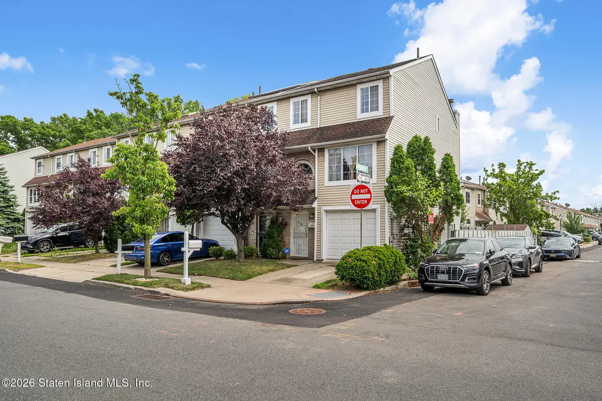 294 Wilcox Street, Staten Island, NY 10303 - #1
