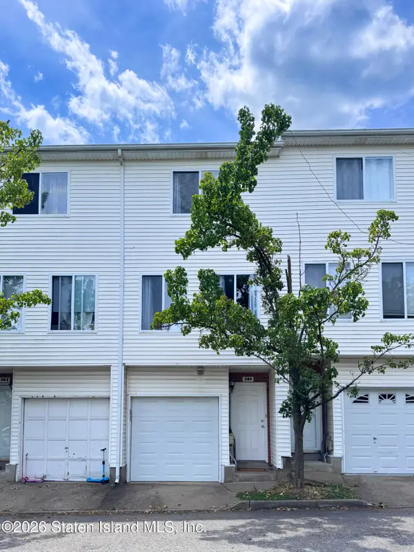 281 Jamie Lane, Staten Island, NY 10312