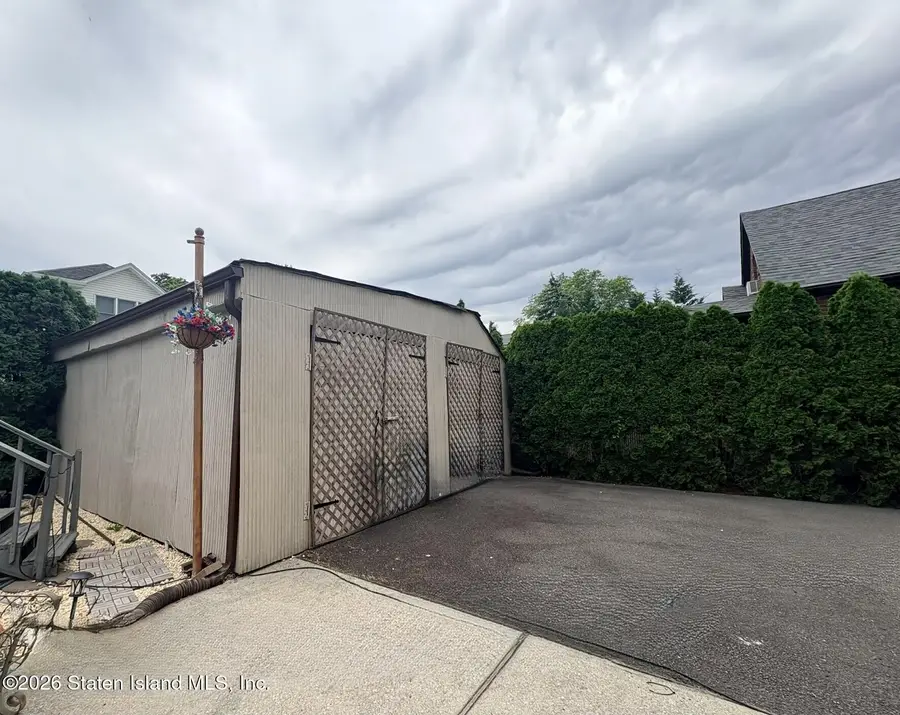 20 Bancroft Avenue, Staten Island, NY 10306 - #3