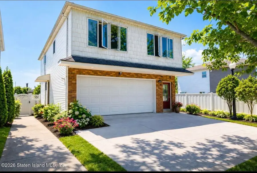 896 Sinclair Avenue, Staten Island, NY 10309 - #3