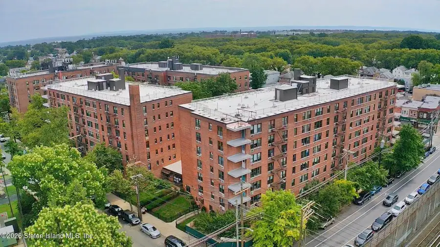 100 Colfax Avenue #1e, Staten Island, NY 10306 - #3