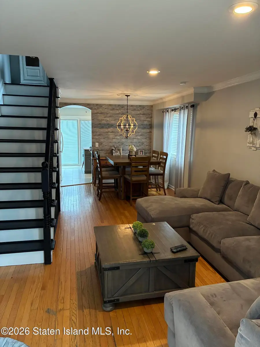 860 Bloomingdale Road, Staten Island, NY 10309 - #2