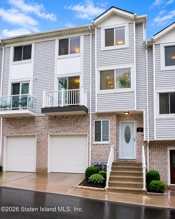 64 Sable Loop, Staten Island, NY 10306