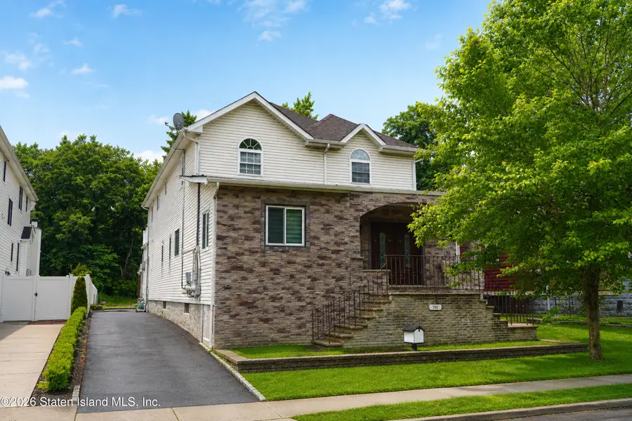 386 Page Avenue, Staten Island, NY 10307 - #2
