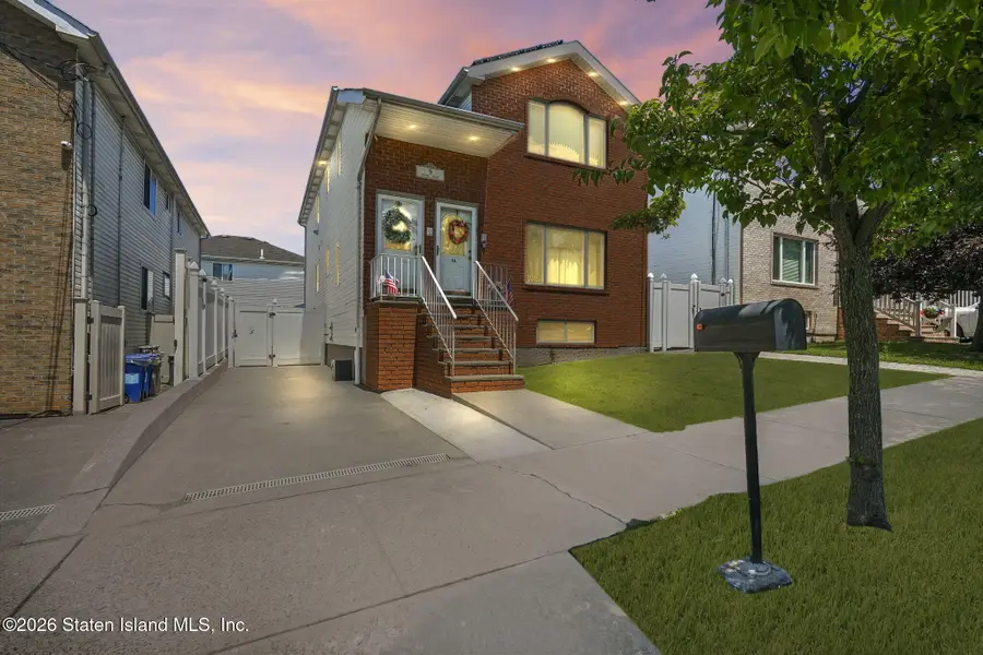 9 Knesel Street, Staten Island, NY 10309 - #3