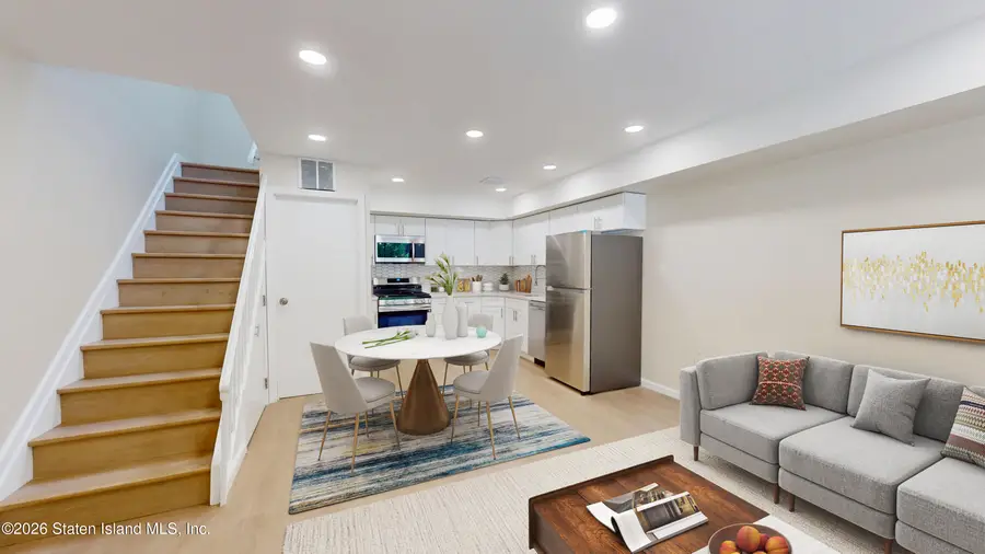 578 Golf View Court, Staten Island, NY 10314 - #3