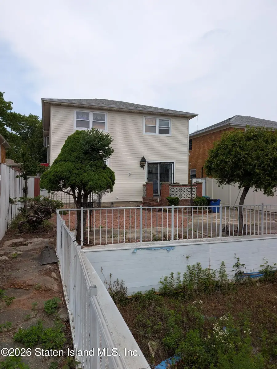 653 Hylan Boulevard, Staten Island, NY 10305 - #3