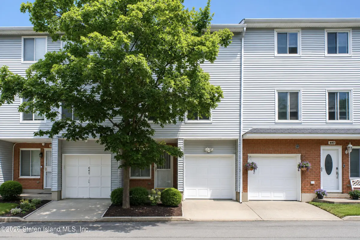 645 Ilyssa Way, Staten Island, NY 10312 - #1