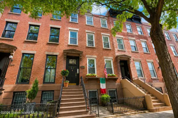 560 Henry Street, Brooklyn, NY 11231