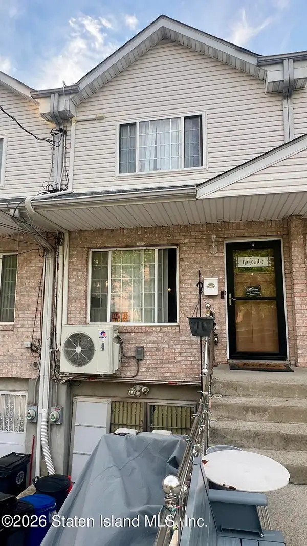 85 Fairway Avenue, Staten Island, NY 10304