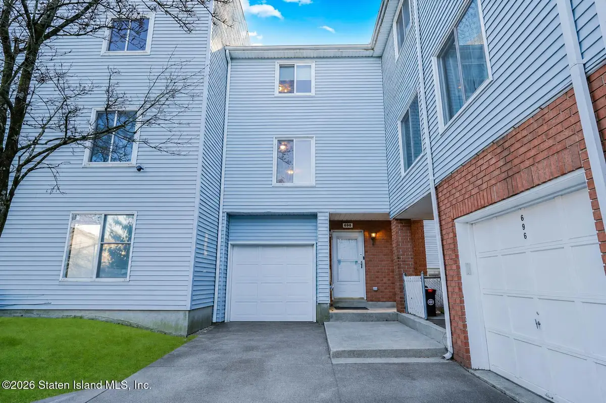 694 Ilyssa Way, Staten Island, NY 10312 - #1