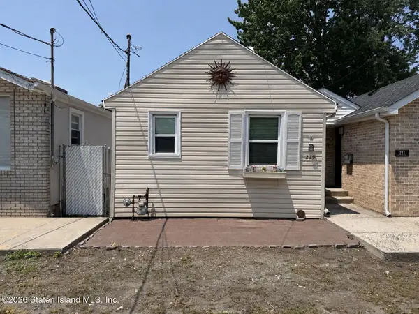 229 Freeborn Street, Staten Island, NY 10306
