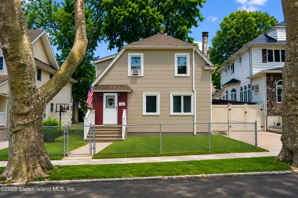 196 Prescott Avenue, Staten Island, NY 10306 - #1