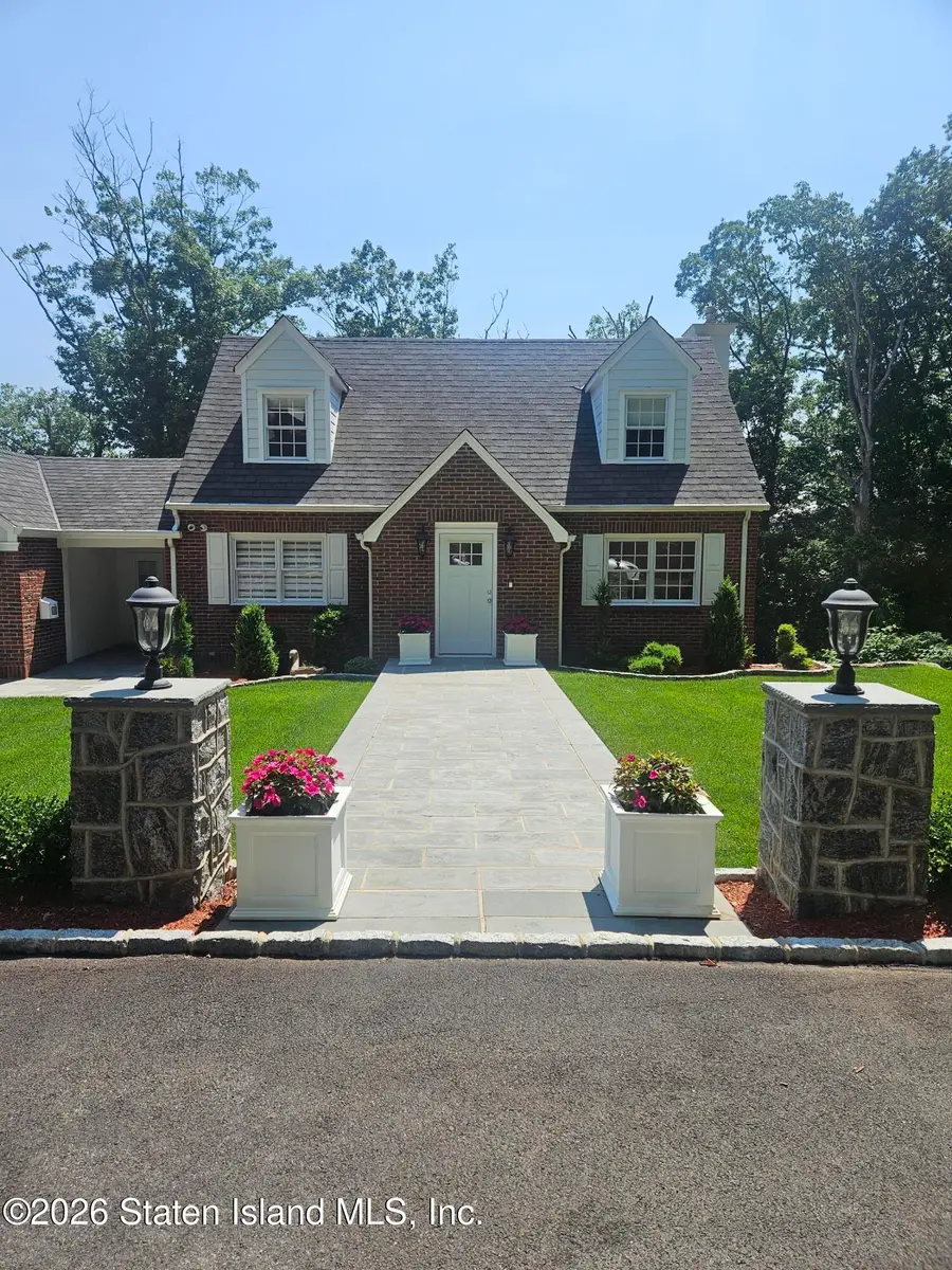 210 Longview Road, Staten Island, NY 10301 - #2