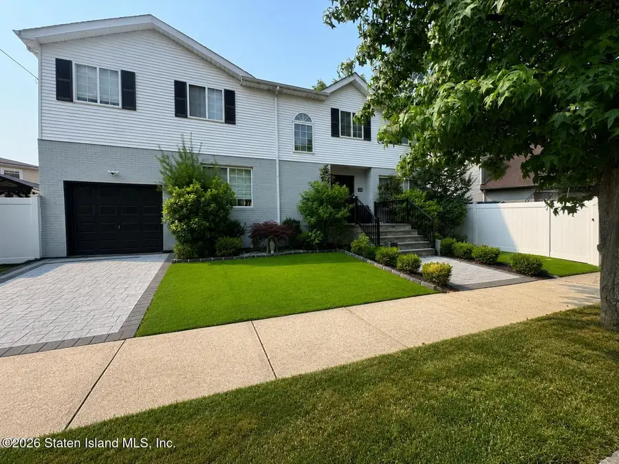 126 S Railroad Street, Staten Island, NY 10312 - #2