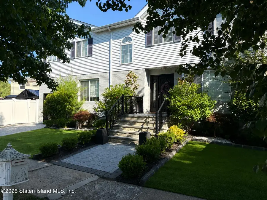 126 S Railroad Street, Staten Island, NY 10312 - #3
