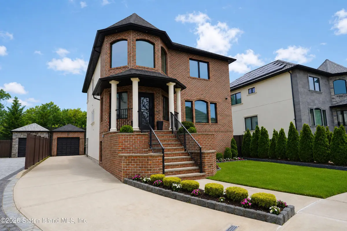 37 Torrice Loop, Staten Island, NY 10309 - #1