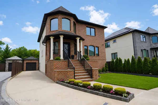 37 Torrice Loop, Staten Island, NY 10309