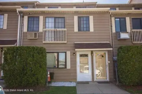 165a Lamped Loop, Staten Island, NY 10314