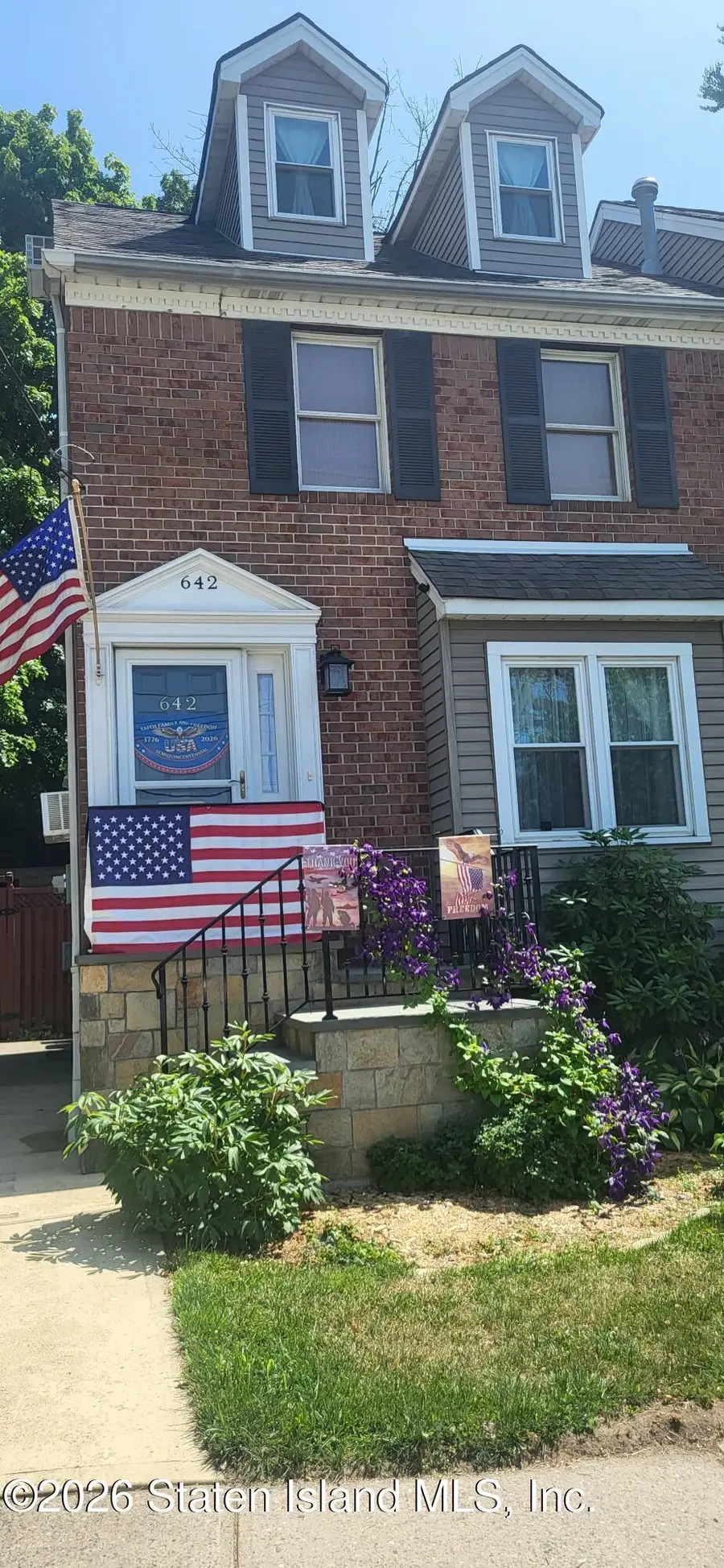 642 Castleton Avenue, Staten Island, NY 10301 - #2
