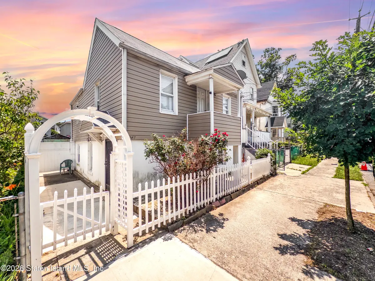 267 Gordon Street, Staten Island, NY 10304 - #1