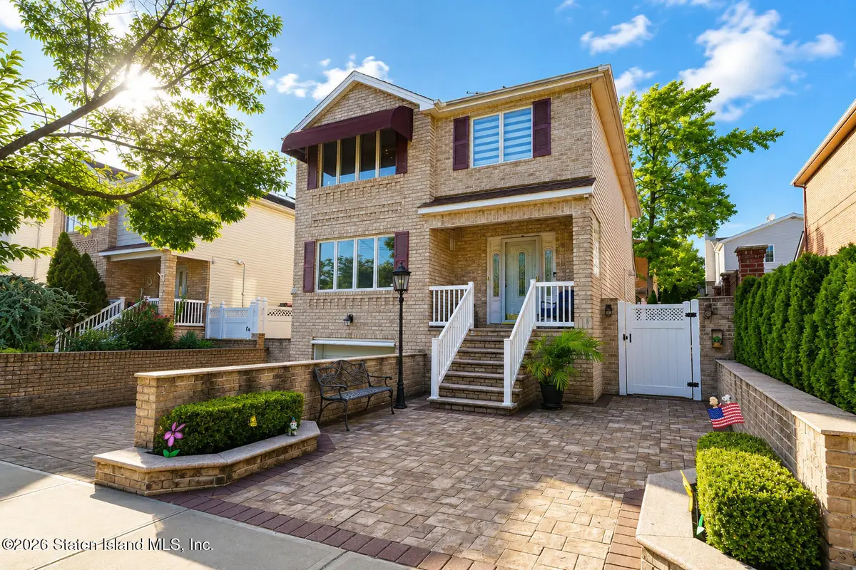 975 Lamont Avenue, Staten Island, NY 10309 - #1